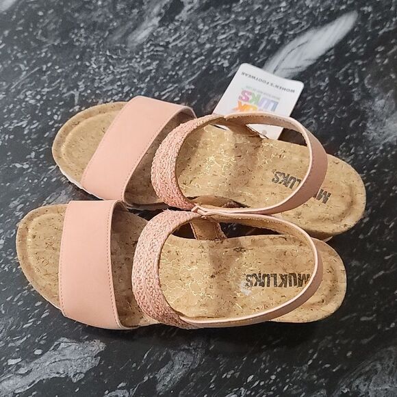 BRAND NEW MUK LUKS® WOMEN'S WINONA WEDGE SANDAL - Picture 4 of 15